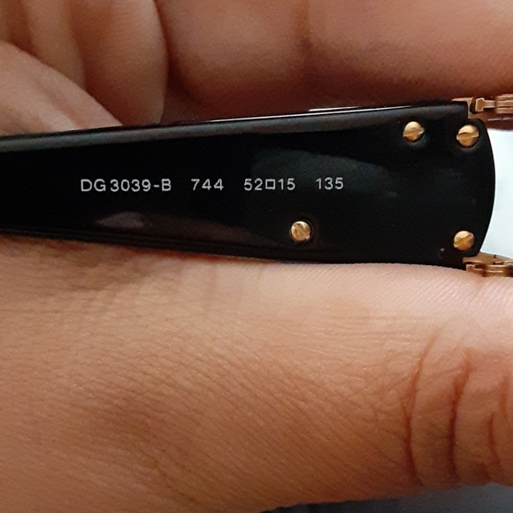 Authentic Dolce&Gabbanna shades - Picture 5 of 6